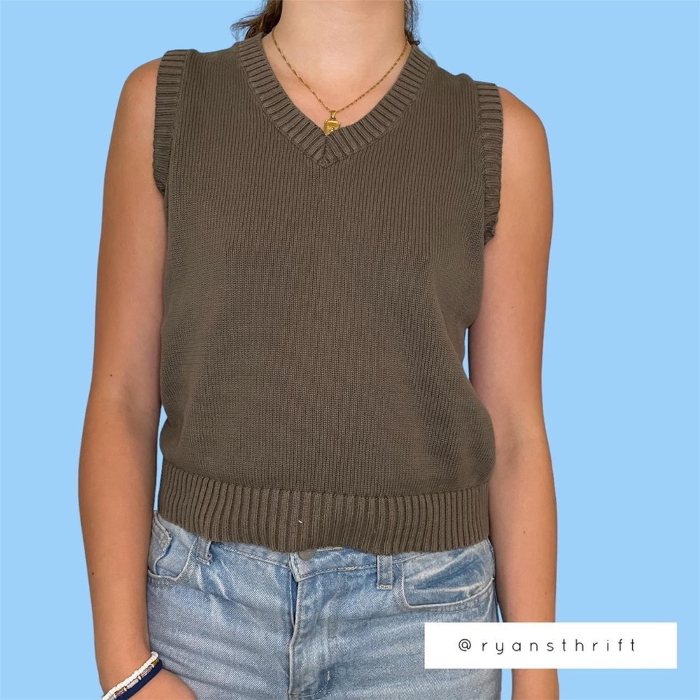 Brandy Melville sweater vest
